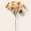 Bonrosa exclusive flowers kunstmatig chrysantenboeket in warme oranje tint met realistische bloemblaadjes en stelen